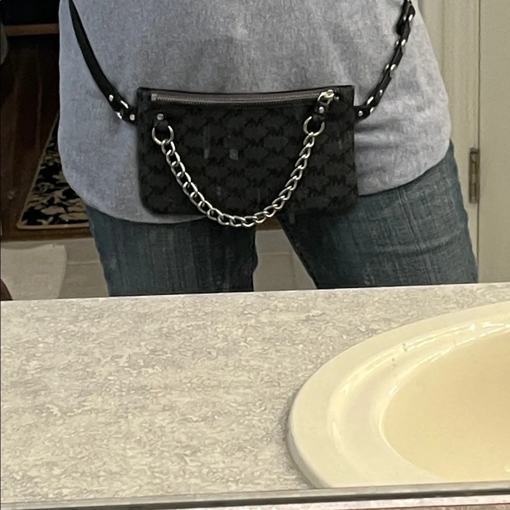 MICHAEL KORS Gray/Black waist bag or crossbody bag - Picture 12 of 12